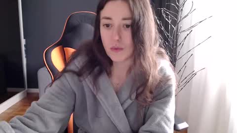 piscesgirl06 online show from 12.11.24