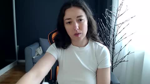 piscesgirl06 online show from 03.27.26