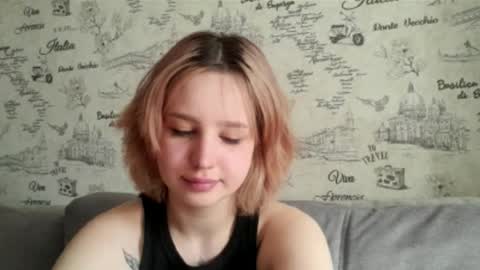 Caroline online show from 04.17.26