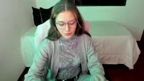 Snapshot of pixiedaemon chatting on 05.29.26 pixie online show from 05.29.26