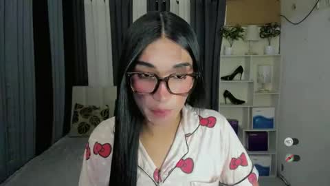 Snapshot of pixiedoll_ chatting on 02.28.26 pixiedoll_ online show from 02.28.26