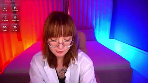 Snapshot of pixiepeachh chatting on 11.19.25 pixiepeachh online show from 11.19.25