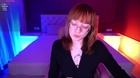 Snapshot of pixiepeachh chatting on 11.28.25 pixiepeachh online show from 11.28.25