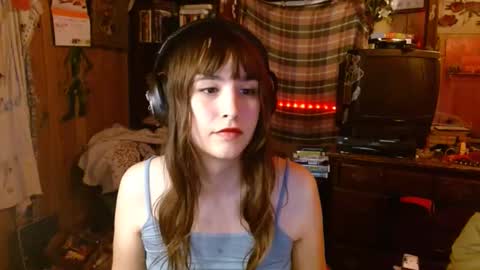 Izzy online show from 12.18.24