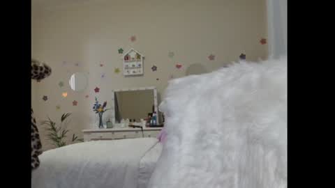 Lynn online show from 01.23.25