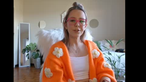 Lynn online show from 02.03.25