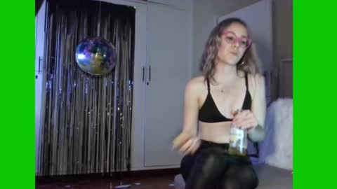 Lynn online show from 02.18.25