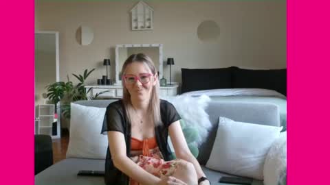 Lynn online show from 02.24.25