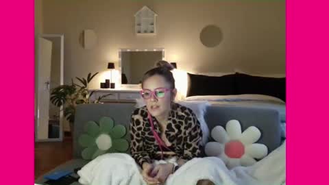 Lynn online show from 02.26.25