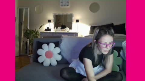 Lynn online show from 03.04.25