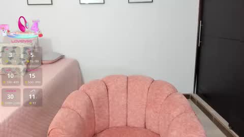 Angie Henao online show from 01.17.26