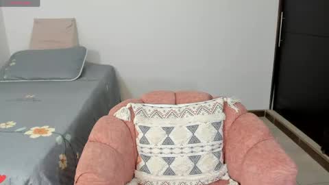 Angie Henao online show from 05.15.26