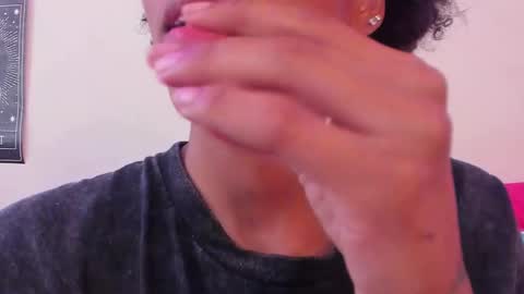 Venus  Vee  Cutie online show from 10.20.25