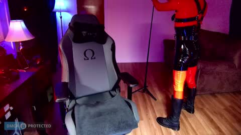 plasticme online show from 11.23.25