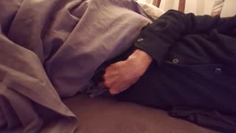 Snapshot of platoniclov chatting on 10.14.25 platoniclov online show from 10.14.25