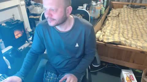 Snapshot of playboy_horny chatting on 11.16.25 playboy_horny online show from 11.16.25