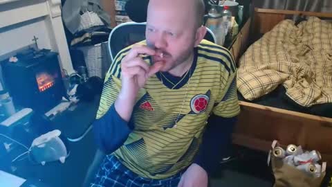 Snapshot of playboy_horny chatting on 11.30.25 playboy_horny online show from 11.30.25