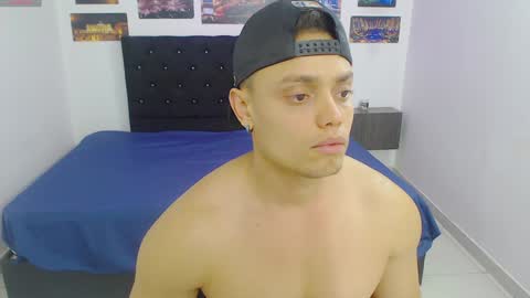 Snapshot of playboy_sex6 chatting on 12.05.24 PETER online show from 12.05.24