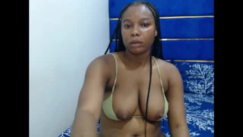 Snapshot of playfuldollx chatting on 09.17.25 Playfuldollx online show from 09.17.25