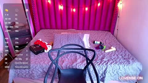 Snapshot of playfuljust_18 chatting on 12.02.24 SAMARA online show from 12.02.24