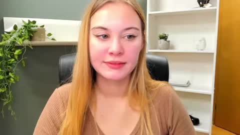 Valeria online show from 01.12.25