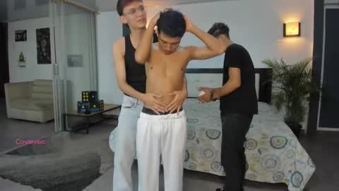 Snapshot of playhardsex chatting on 09.27.25 online show from 09.27.25