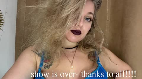 i am Kat   online show from 12.25.24