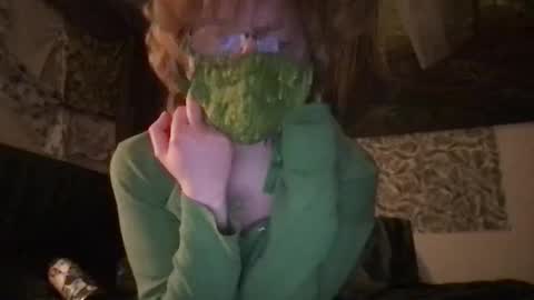 Snapshot of please_doe_stop chatting on 02.21.25 please_doe_stop online show from 02.21.25