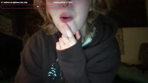 Snapshot of please_doe_stop chatting on 02.25.25 please_doe_stop online show from 02.25.25