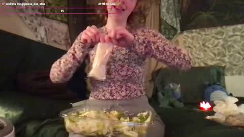 Snapshot of please_doe_stop chatting on 02.25.25 please_doe_stop online show from 02.25.25