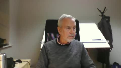 Pleasedominateme online show from 12.12.24