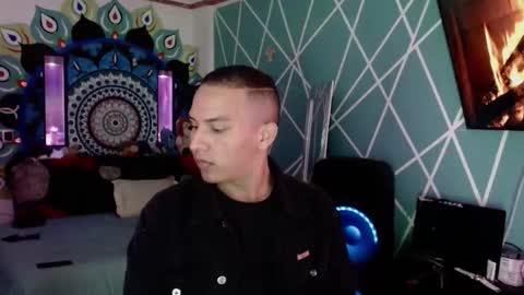 Snapshot of pleasure_demon chatting on 10.27.25 pleasure_demon online show from 10.27.25