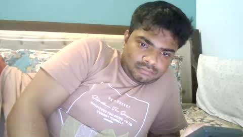 Snapshot of pleasurecrow chatting on 06.20.26 pleasurecrow online show from 06.20.26