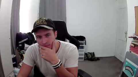 plkrisztian online show from 09.18.25