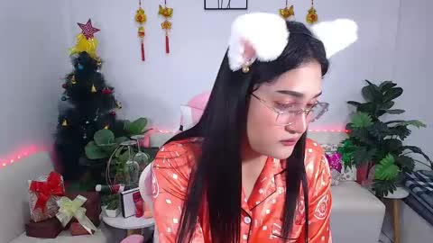Snapshot of ploysaithailand chatting on 01.15.25 Ploysai online show from 01.15.25