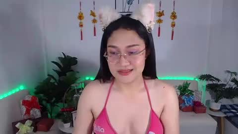 Snapshot of ploysaithailand chatting on 02.25.25 Ploysai online show from 02.25.25