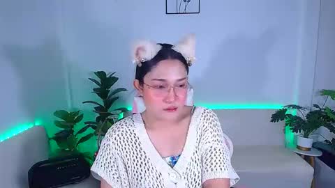 Snapshot of ploysaithailand chatting on 10.08.25 Ploysai online show from 10.08.25