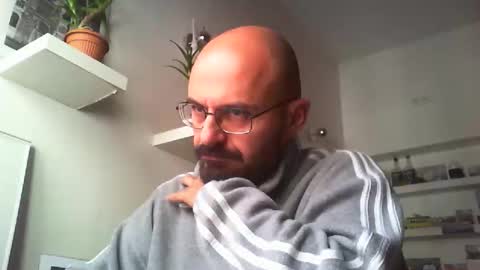 Snapshot of plu07f3520 chatting on 10.25.25 plu07f3520 online show from 10.25.25