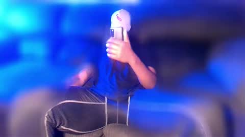 StraightPlush online show from 10.15.25