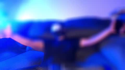 StraightPlush online show from 10.25.25