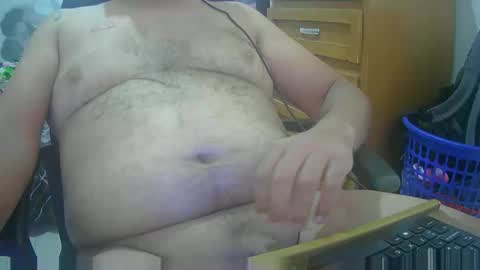 Snapshot of pmartemo chatting on 12.19.25 pmartemo online show from 12.19.25