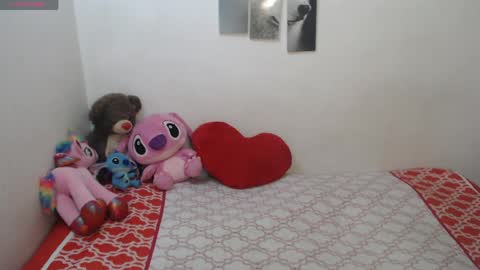 Snapshot of pocahontas_princess__ chatting on 05.08.26 Pocahontas online show from 05.08.26
