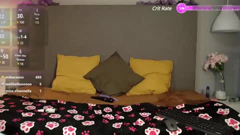  Luna  online show from 02.11.25