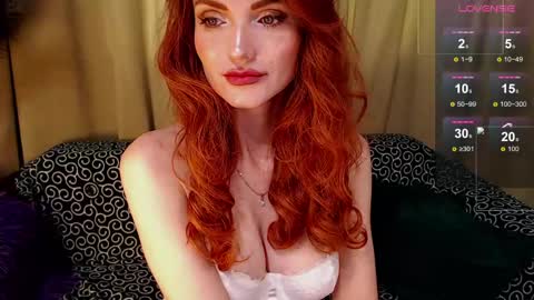 Snapshot of poison_eva_ chatting on 05.13.26 Poison Eva online show from 05.13.26