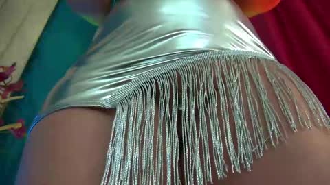 poison_milf_ online show from 04.22.26