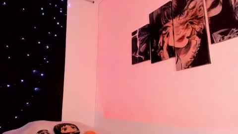 Willow                      Hours 12pm to 630pm Colombian time FRIDAY AND SUNDAY FREE DAYS online show from 02.06.25