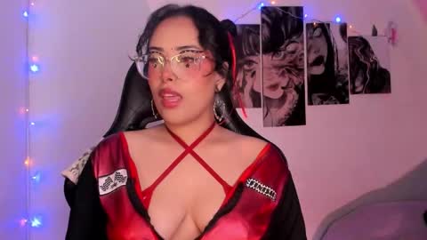 Willow                      Hours 12pm to 630pm Colombian time FRIDAY AND SUNDAY FREE DAYS online show from 01.08.26