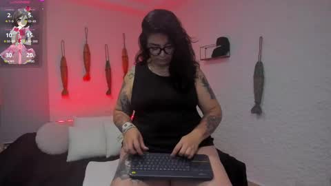 Snapshot of poisson_ivy_ chatting on 01.17.25 poisson_ivy_ online show from 01.17.25