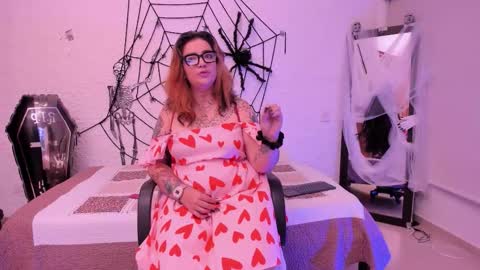 Snapshot of poisson_ivy_ chatting on 10.16.25 poisson_ivy_ online show from 10.16.25