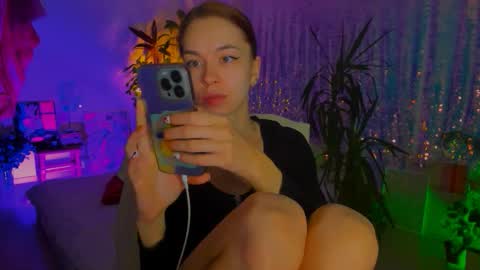 Snapshot of poli__ chatting on 11.01.25 Martha online show from 11.01.25